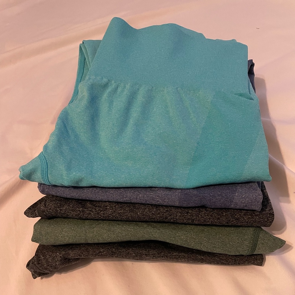 4 NVGTN Leggings